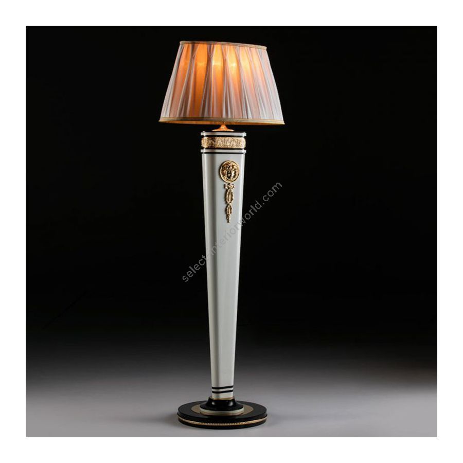 With pleated lampshade