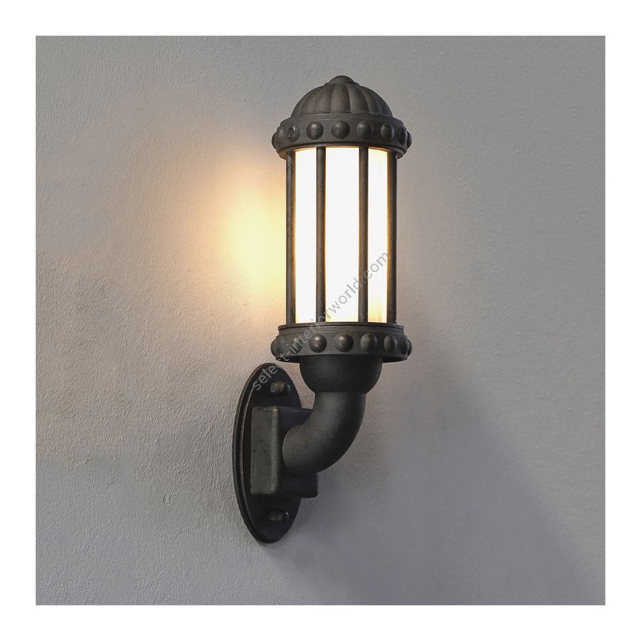 Outdoor wall lamp / Old copper finish / Opal glass