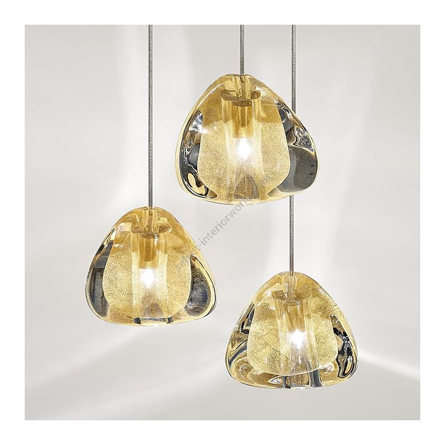 Suspension lamp / With white canopy / Clear and Gold diffuser / 3 lights (cm.: 190 x 22 x 22 / inch.: 74.8" x 8.7" x 8.7")