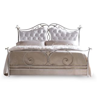 Corte Zari / Panel Beds / Camelot