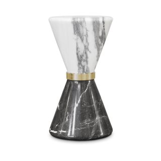 Essential Home / Side table / Vinicius