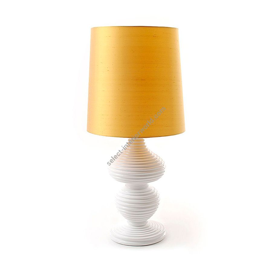 Shade: Sun Dust; Base: white lacquer