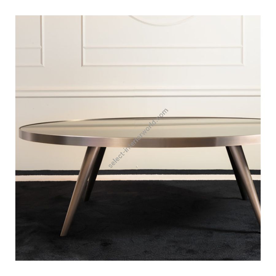 Finish Bronzed metal, Top Gloss black lacquered glass
cm.: 45 x 140 x 100 / inch.: 17.71" x 55.11" x 39.37"