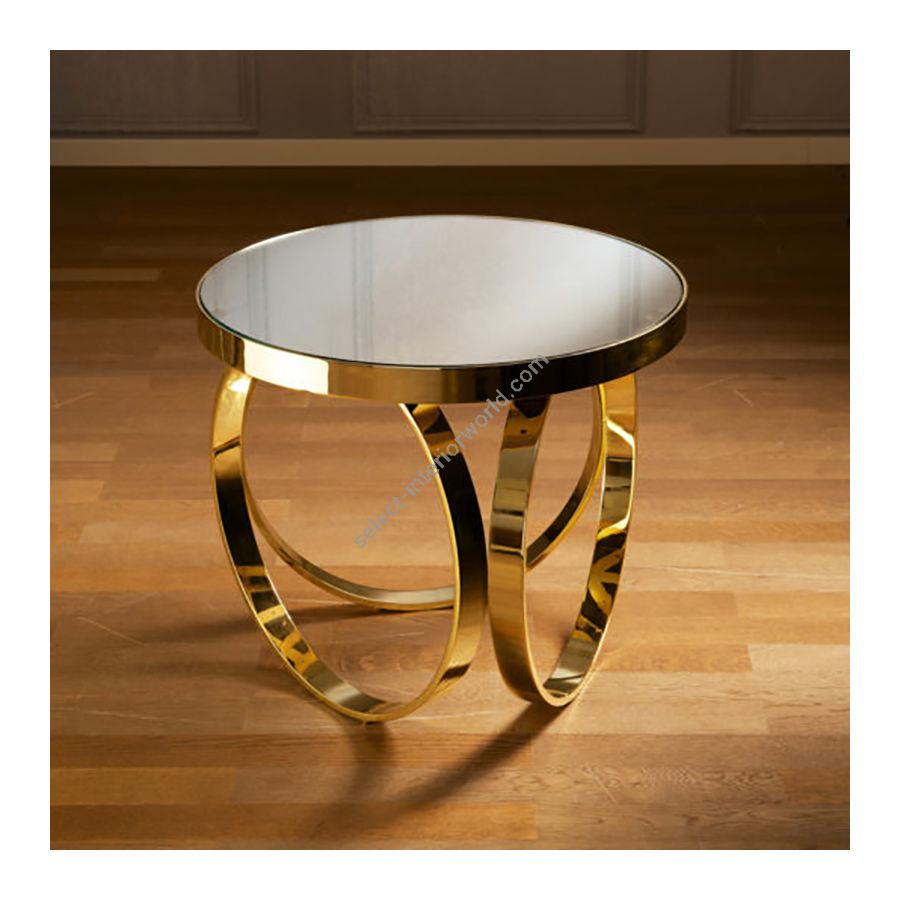 Finish Gloss brass plated, Top Gloss black lacquered glass