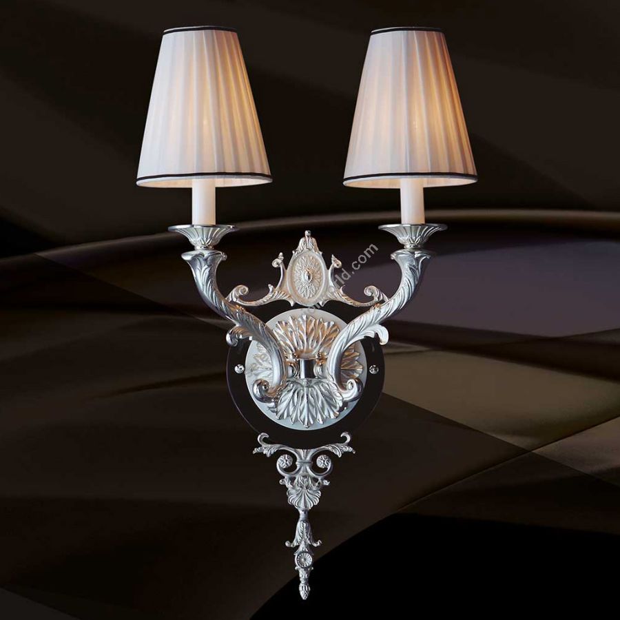 Antique Silver Plated and Polished Black finish / With White Pleated lamp shades