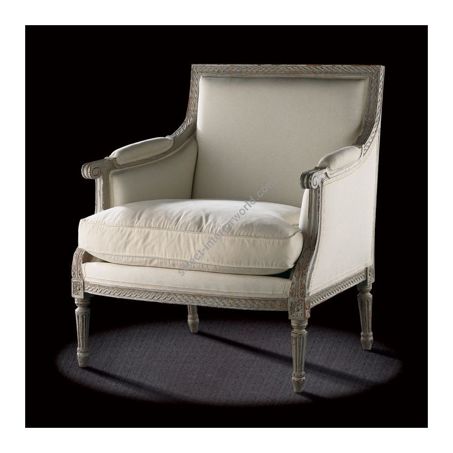 Antique Grey finish