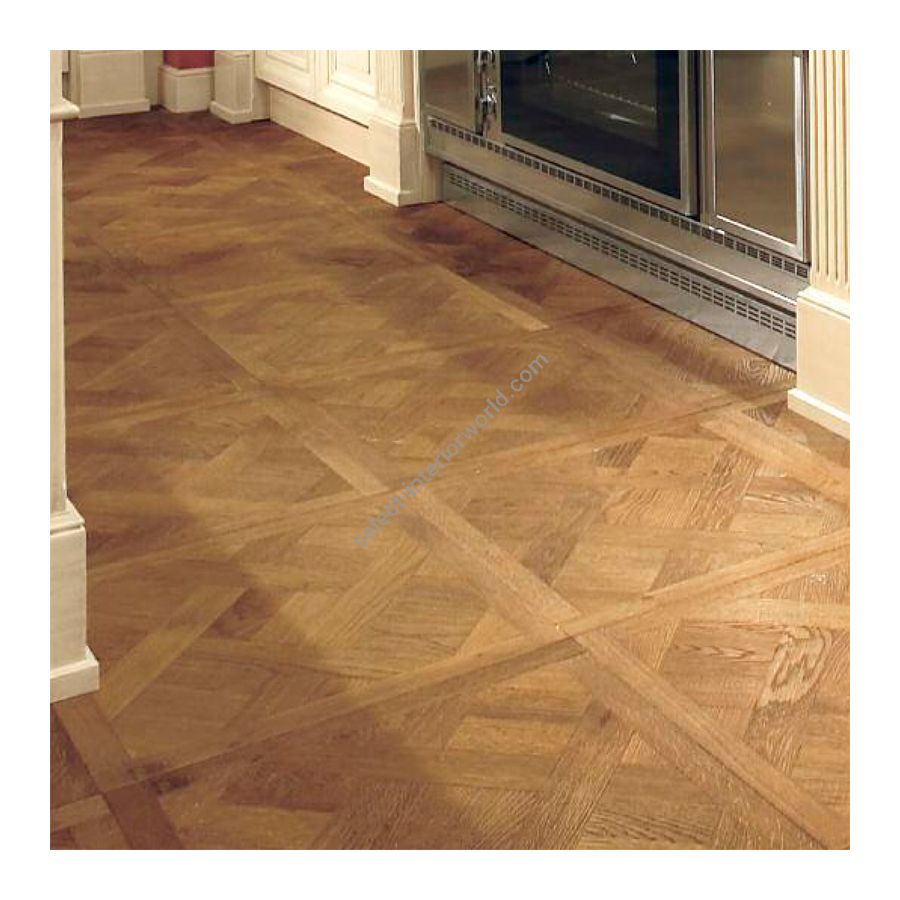 Finish: Oak Light