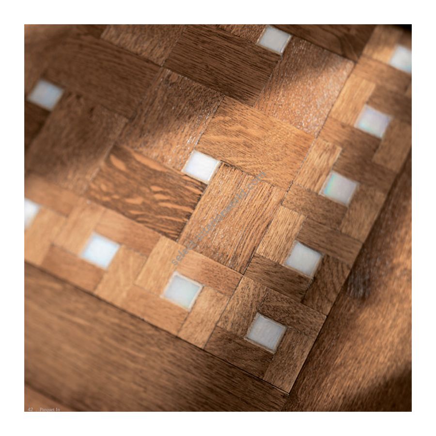 Wood Finish: Oak Light; Mosaic Finish: White