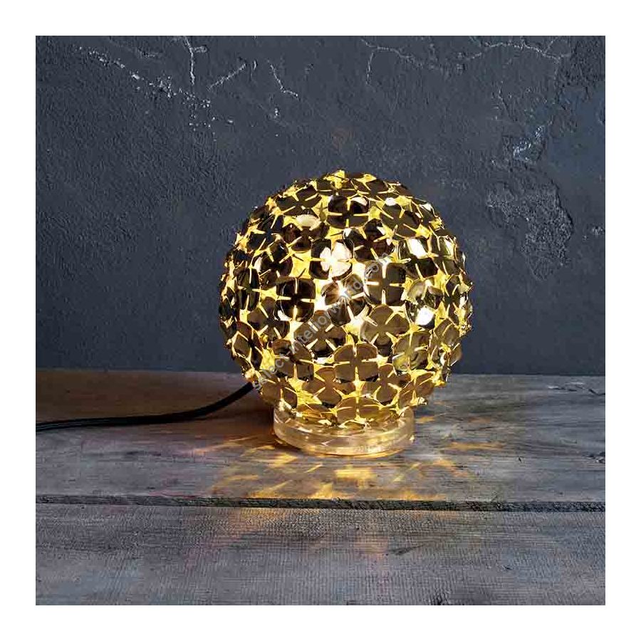 Floor lamp / Gold plated finish