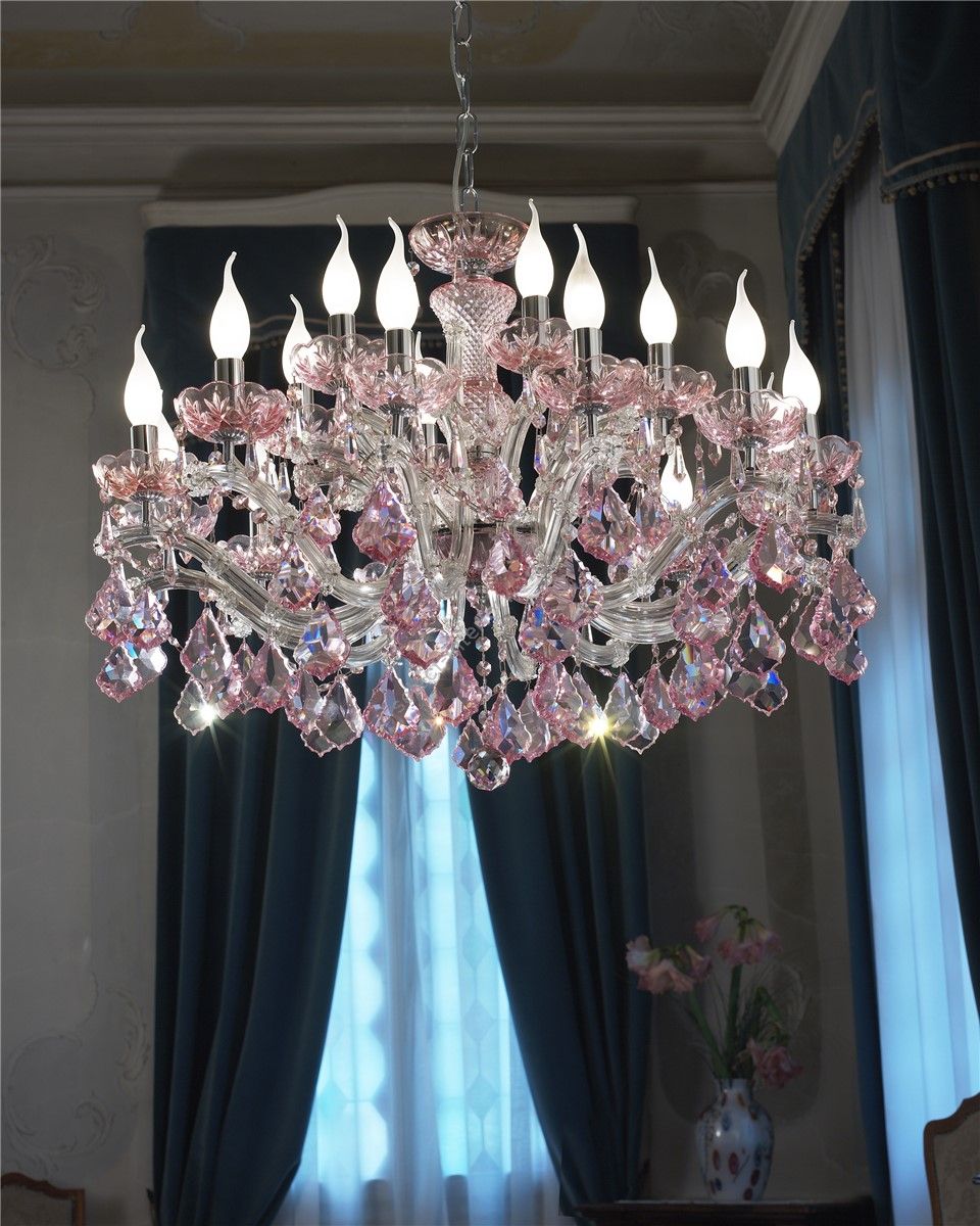Italian Luxury Lighting / Chandeliers / Maria Theresa18 Lights 7102 018 Pink