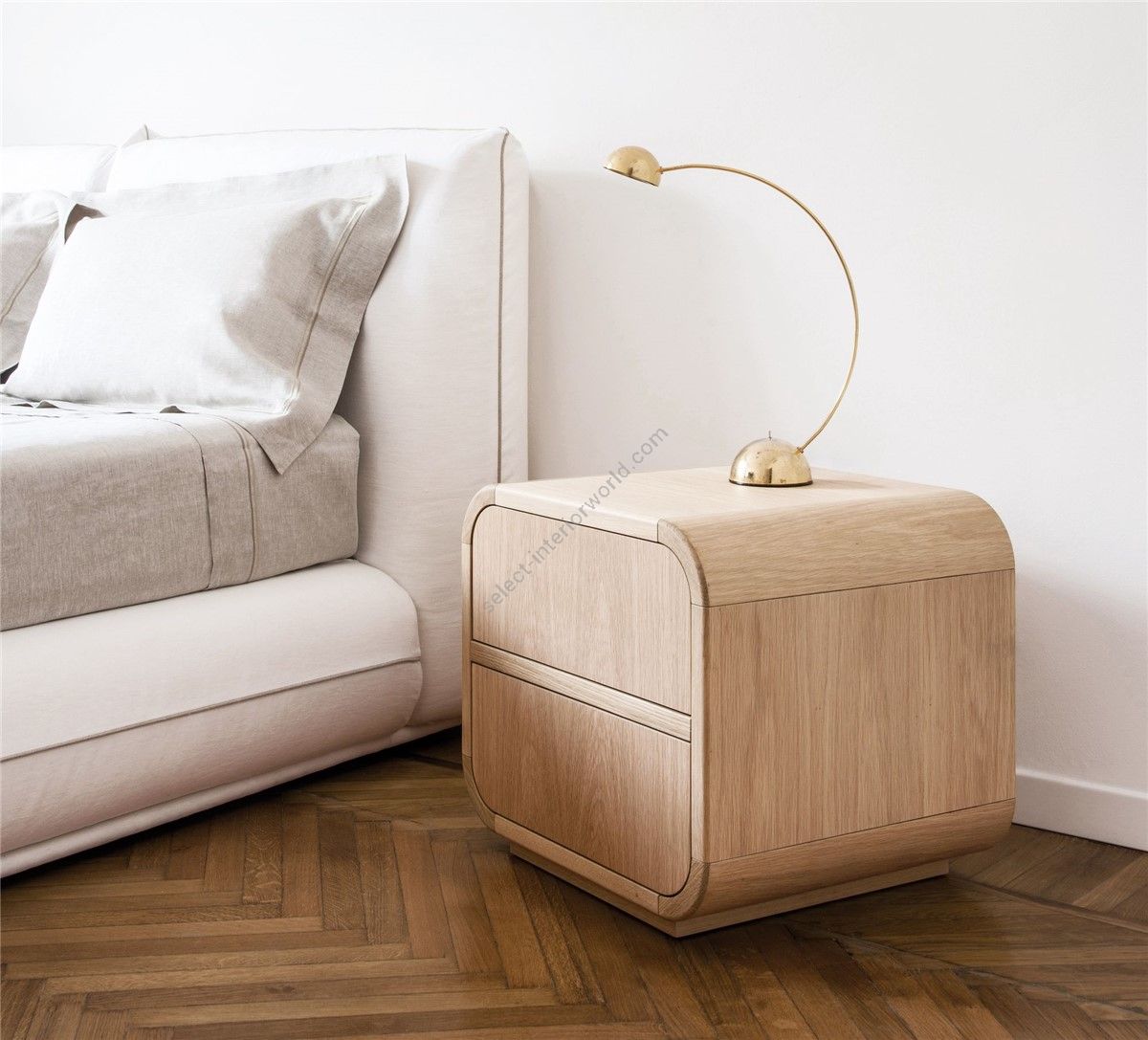 DOM Edizioni / Nachttisch / Nathan