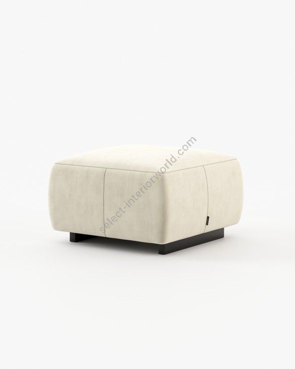 Laskasas / Poufs & Ottomans / Benner