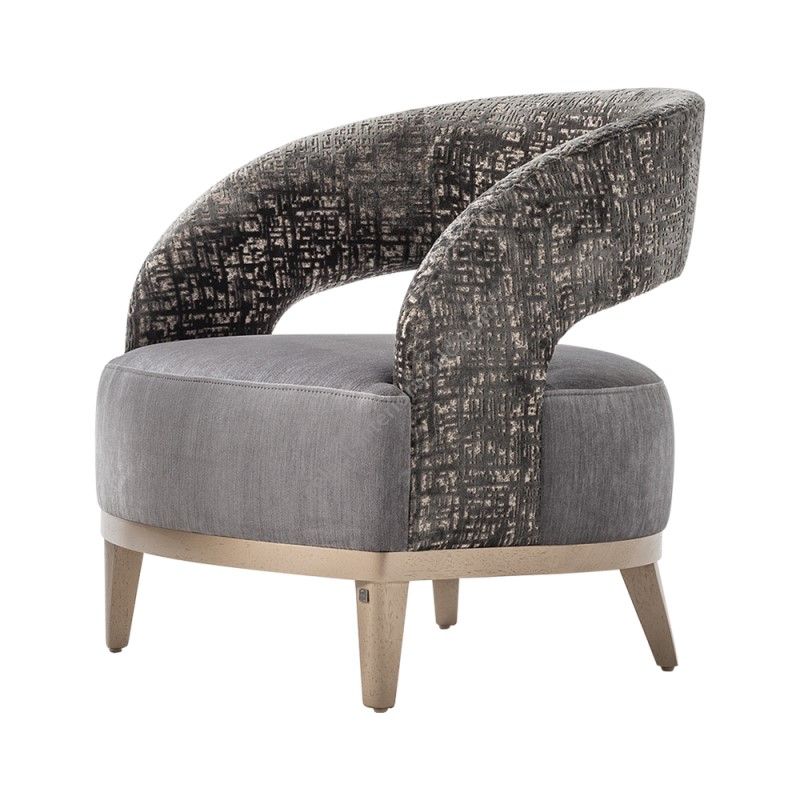 Adriana Hoyos / Sessel / Bolero Upholstered Chair 300