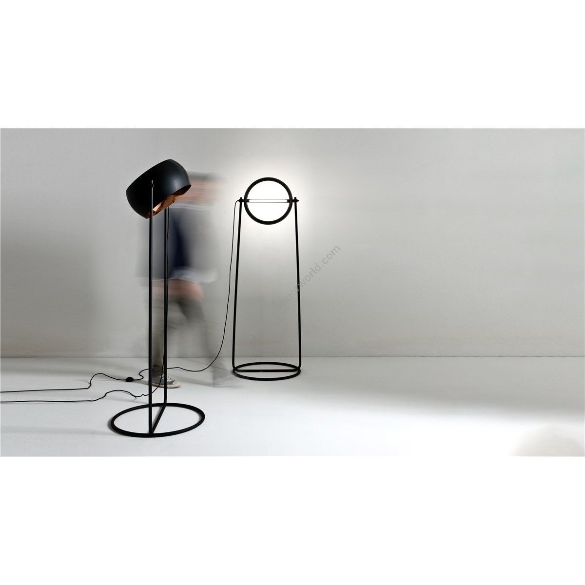 Laurameroni / Floor Lamps / Globe