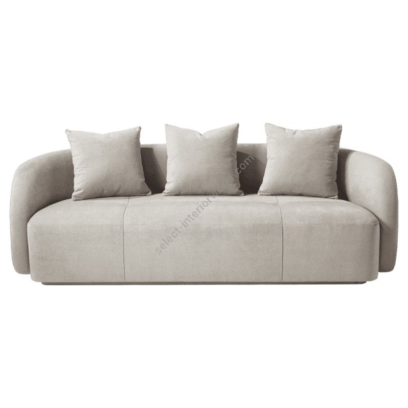 Adriana Hoyos / Sofa / H Sofa 600