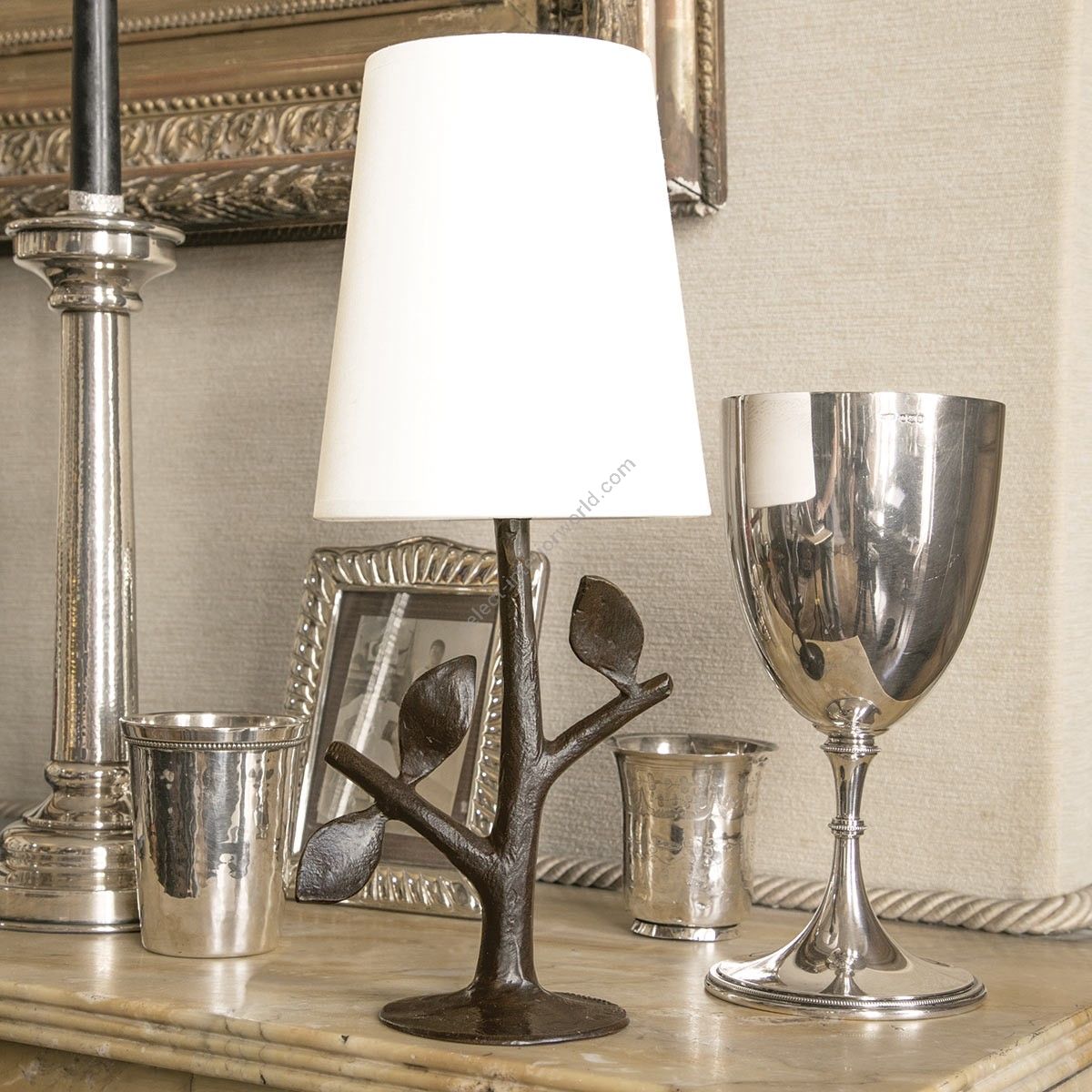 Objet Insolite / Bronze table lamp / Lampe Folia Petite