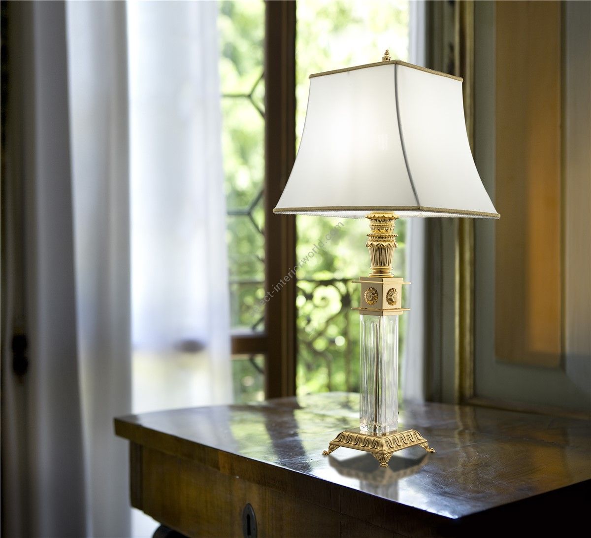 Italian Luxury Lighting / Table Lamps / Gold with Lampshade LF2021