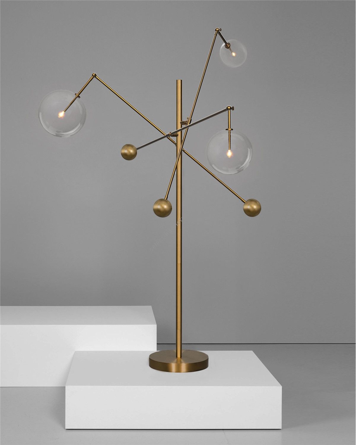 Schwung design / Floor Lamps / Milan 3 Arms