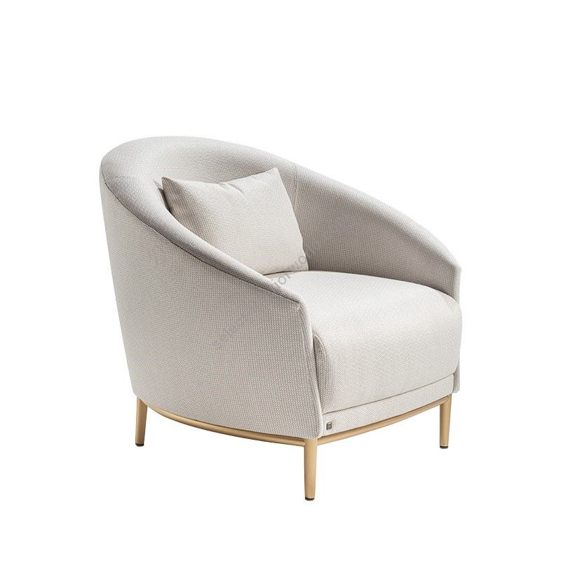 Adriana Hoyos / Sessel / Rumba Upholstered Chair 200