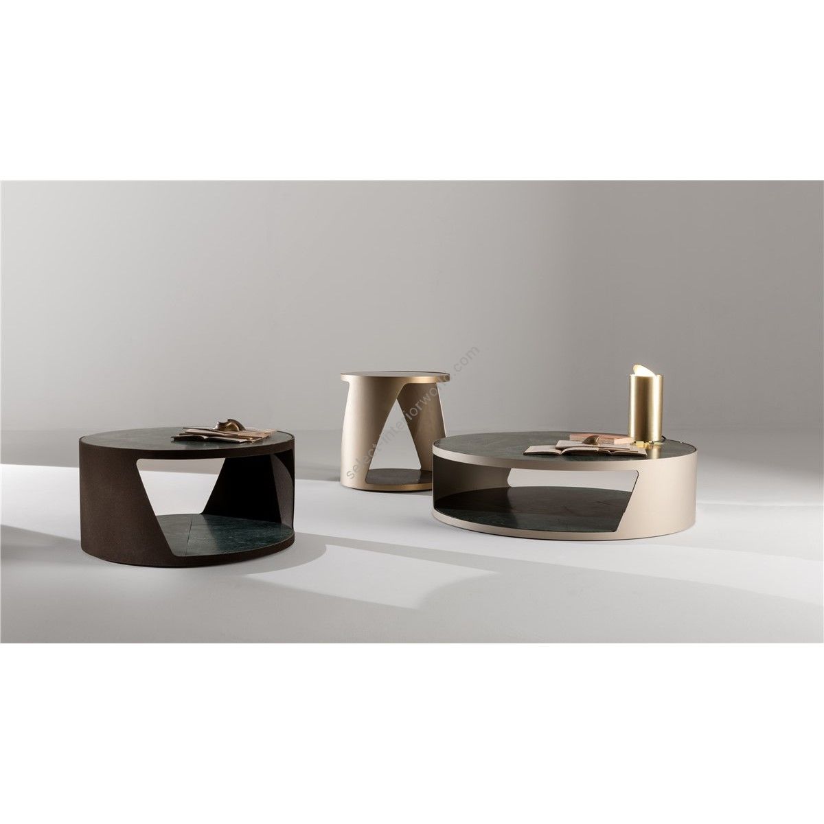 Laurameroni / Low Tables / Shadow