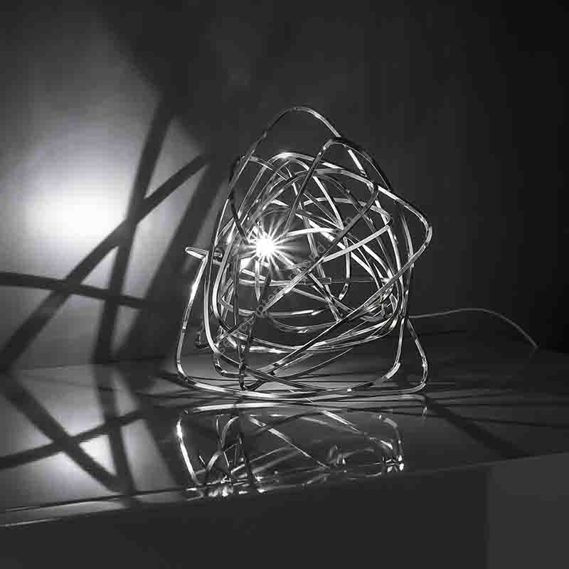 Terzani / LED Tisch- und Stehleuchten / Doodle J84B