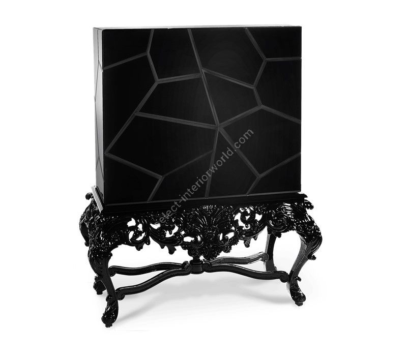 Boca do Lobo / Cabinets / Victoria