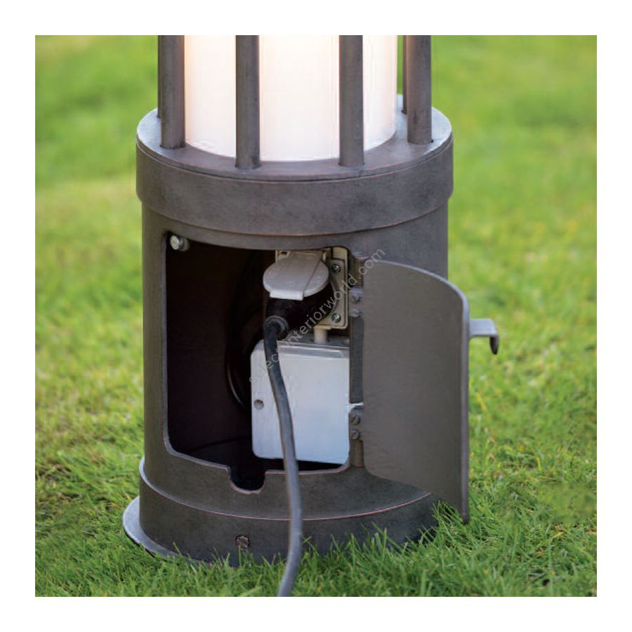 Old copper endfertigung, mit Schukosteckdose (zm.: H 111 x W 27 / zoll: H 43.3" x W 10.6")