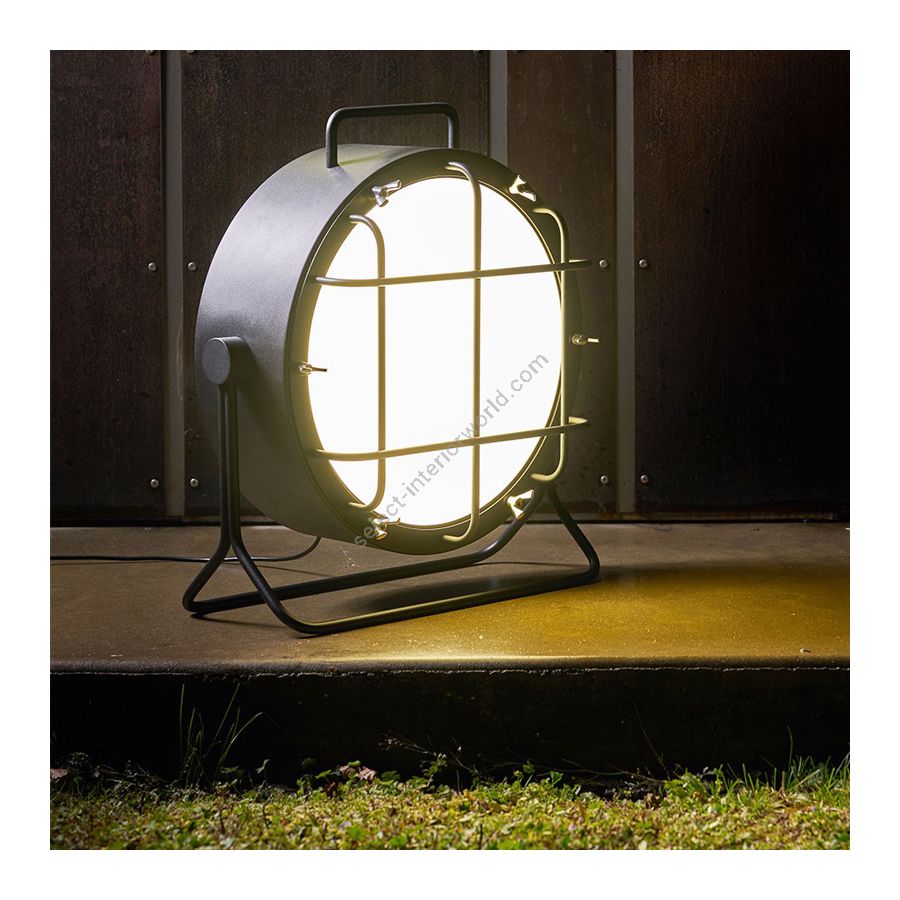 Außen Bodenleuchte / Tiefschwarz endfertigung / Mit Gitter