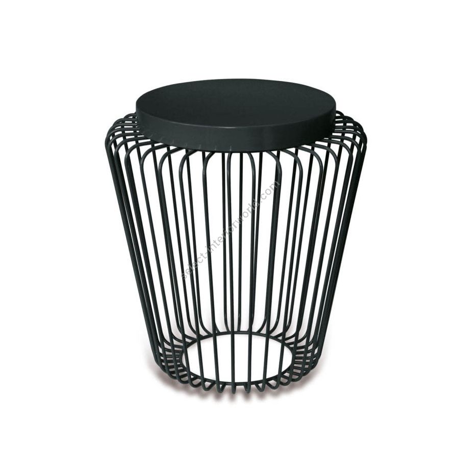 Black painted finish