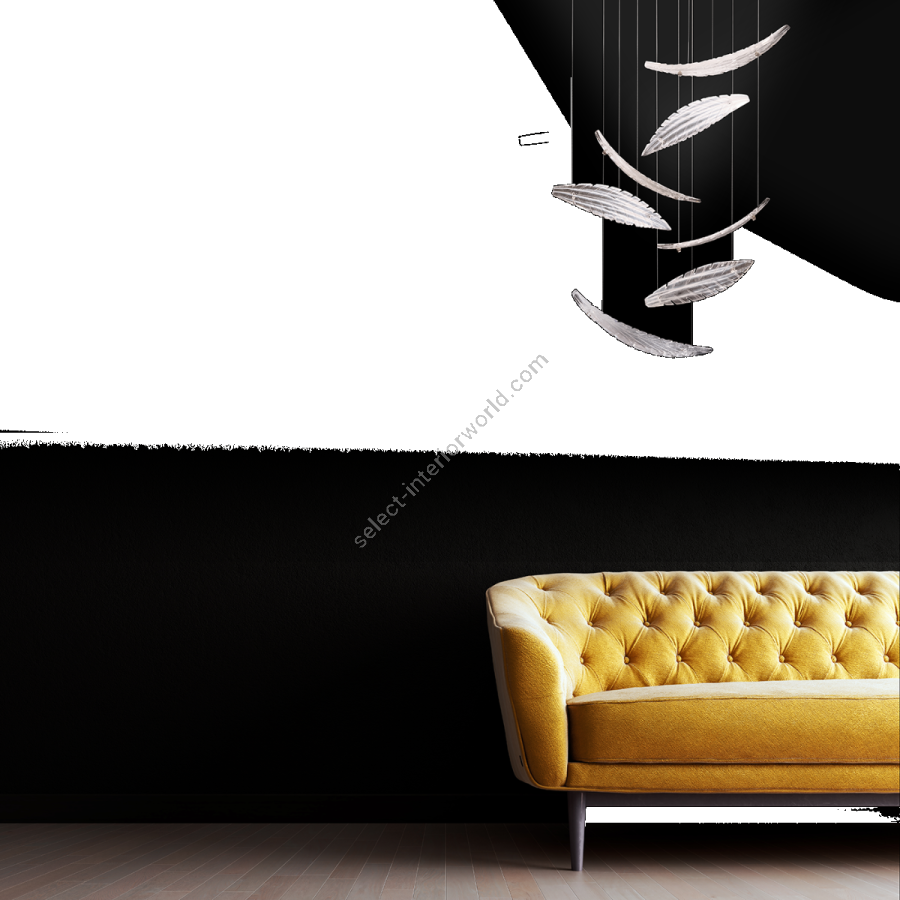 Elevate 18″ 895640-121 Silver / White “Plumes”