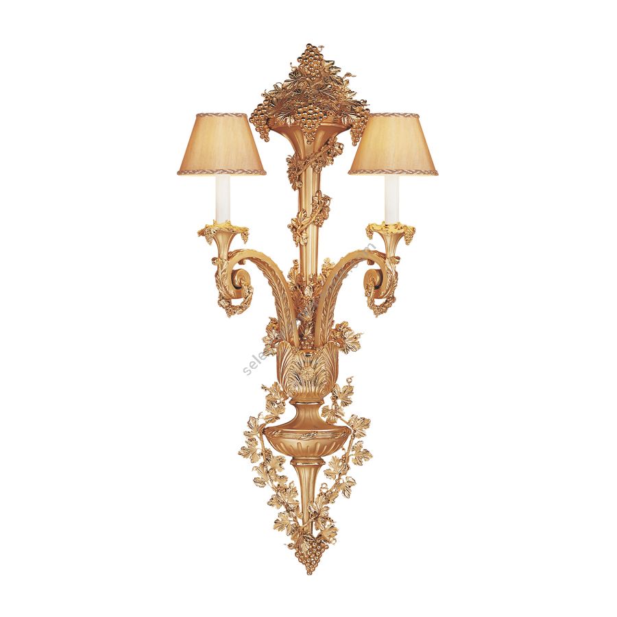 Antique Gold Plated finish / With Plain lampshades