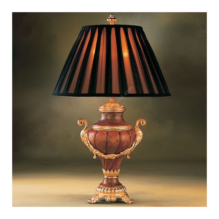 Antique Gold Plated finish