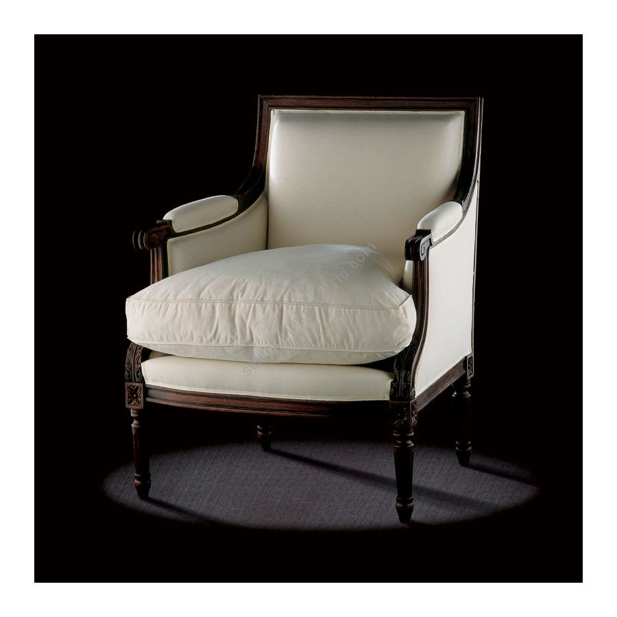 Antique Wax Dark Walnut finish