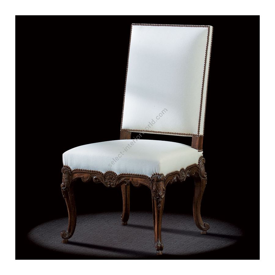 Antique Wax – Dark Walnut finish with White off calico