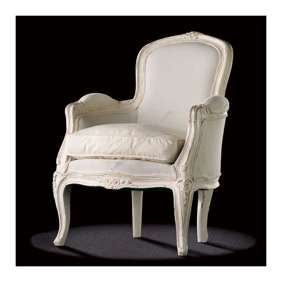 Antique White finish