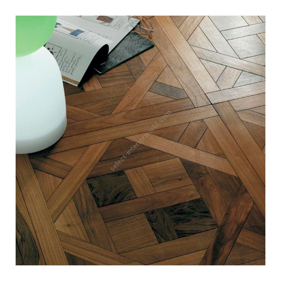 Endfertigung: Walnut Light