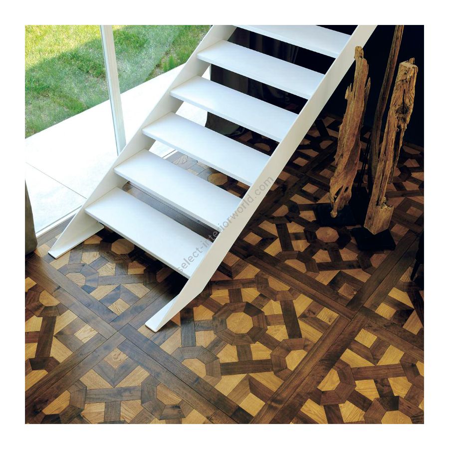 Endfertigung: Oak Light, Walnut Medium