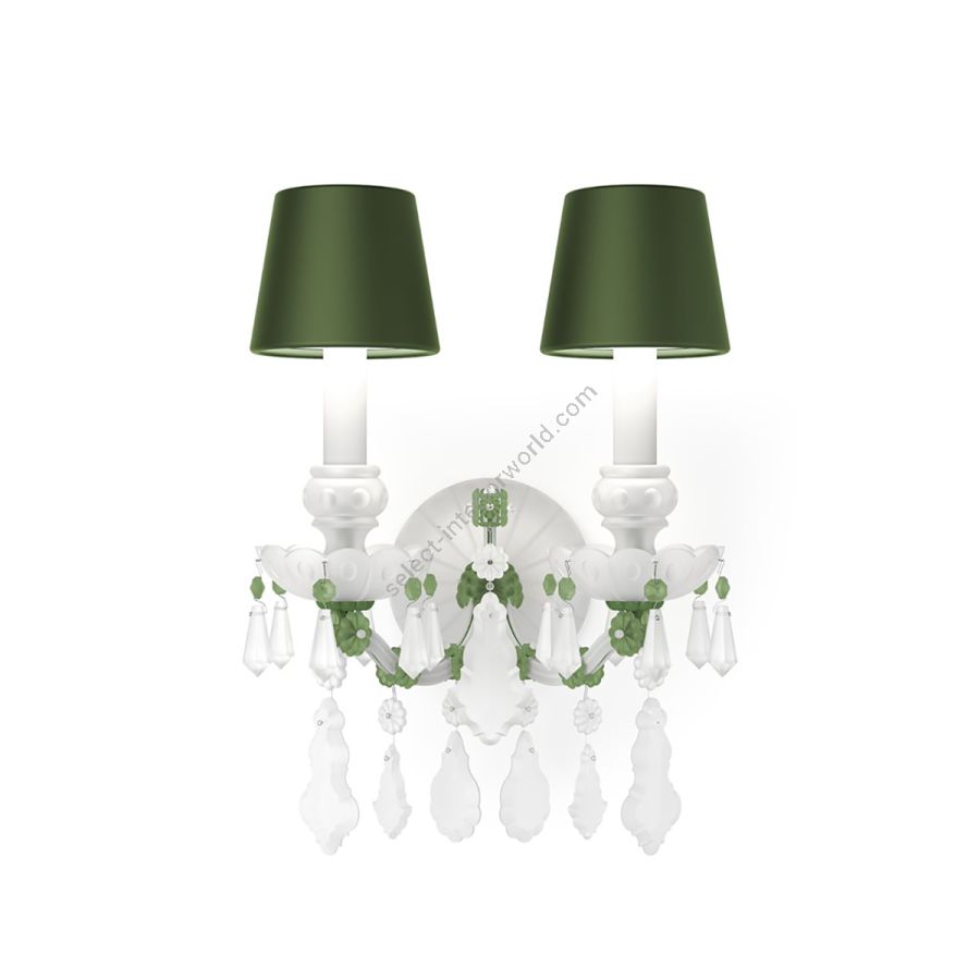Luxus Wandleuchte / Grüne Seidenlampenschirme / Grüne matte Metalldetails / Opalweißes und grünes Milchglas