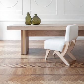 DOM Edizioni / Stolar utan armstöd / Sainte Maxime