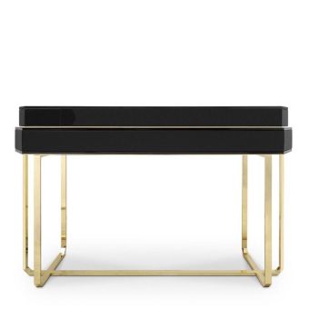 Luxxu / Writing Desks / Waltz