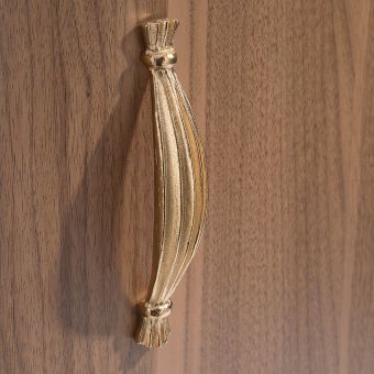 Objet Insolite / Pull / Poignée de tirage Pleats