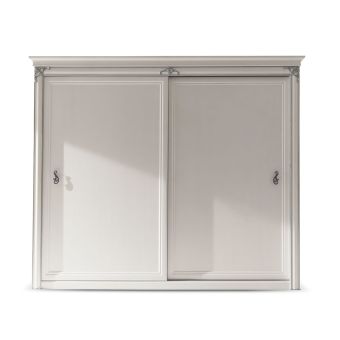 Corte Zari / Wardrobes / Clara