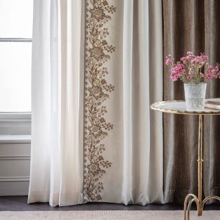 Beaumont & Fletcher / Textiles / Matilda