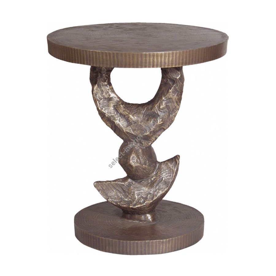 Natural patina finish