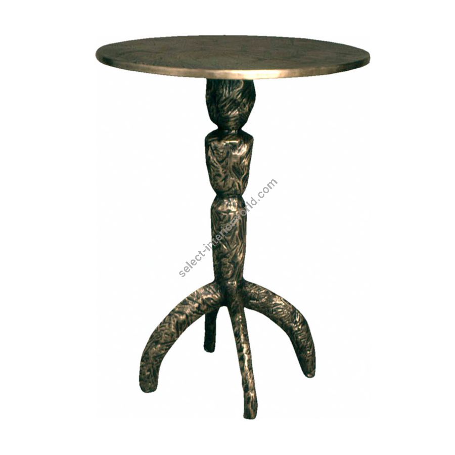 Natural patina finish