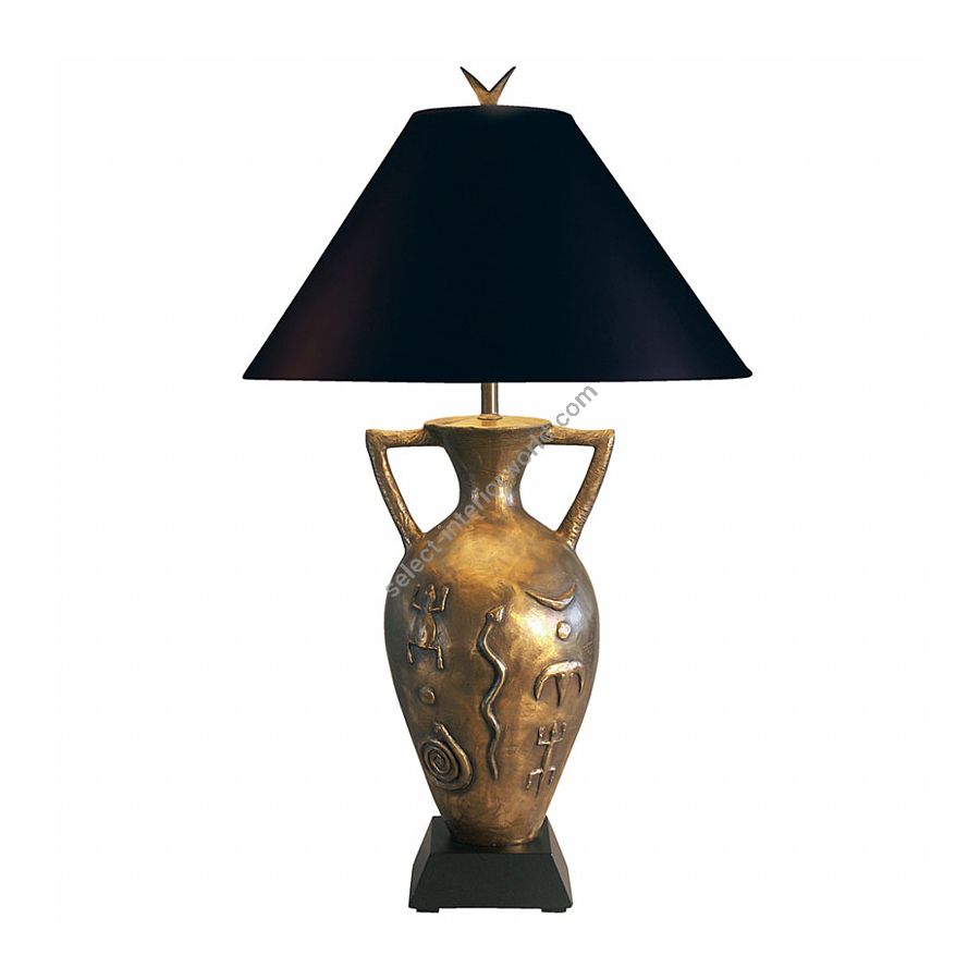 Natural patina finish