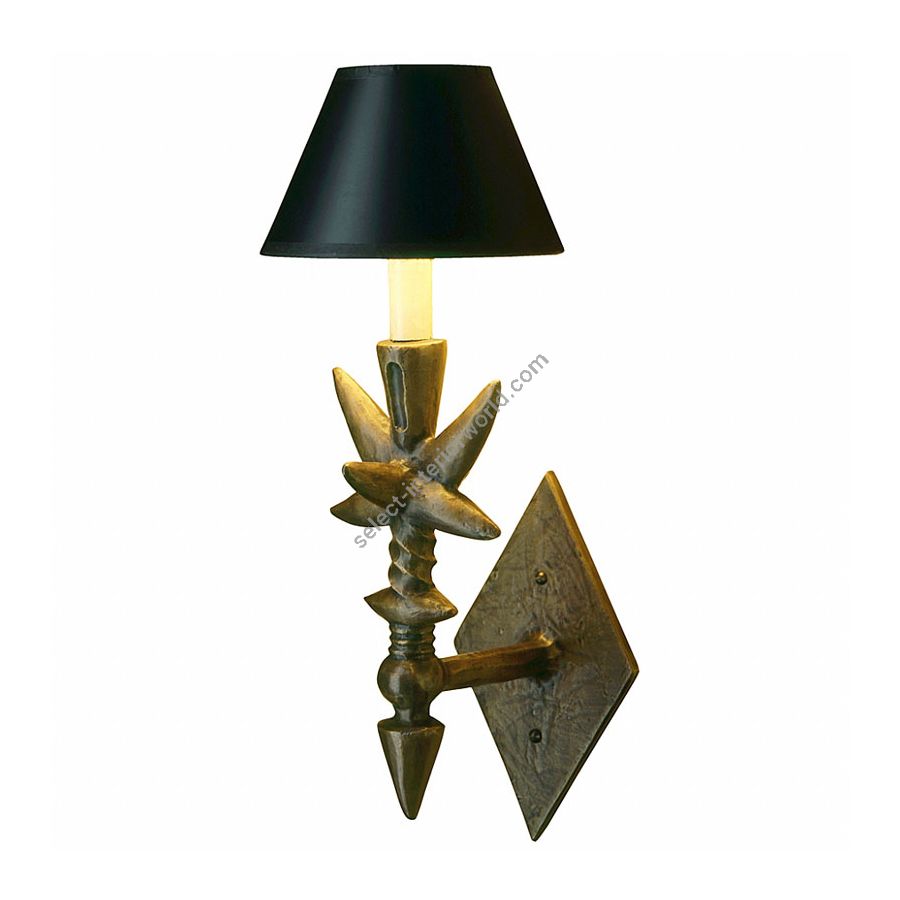 Natural patina finish