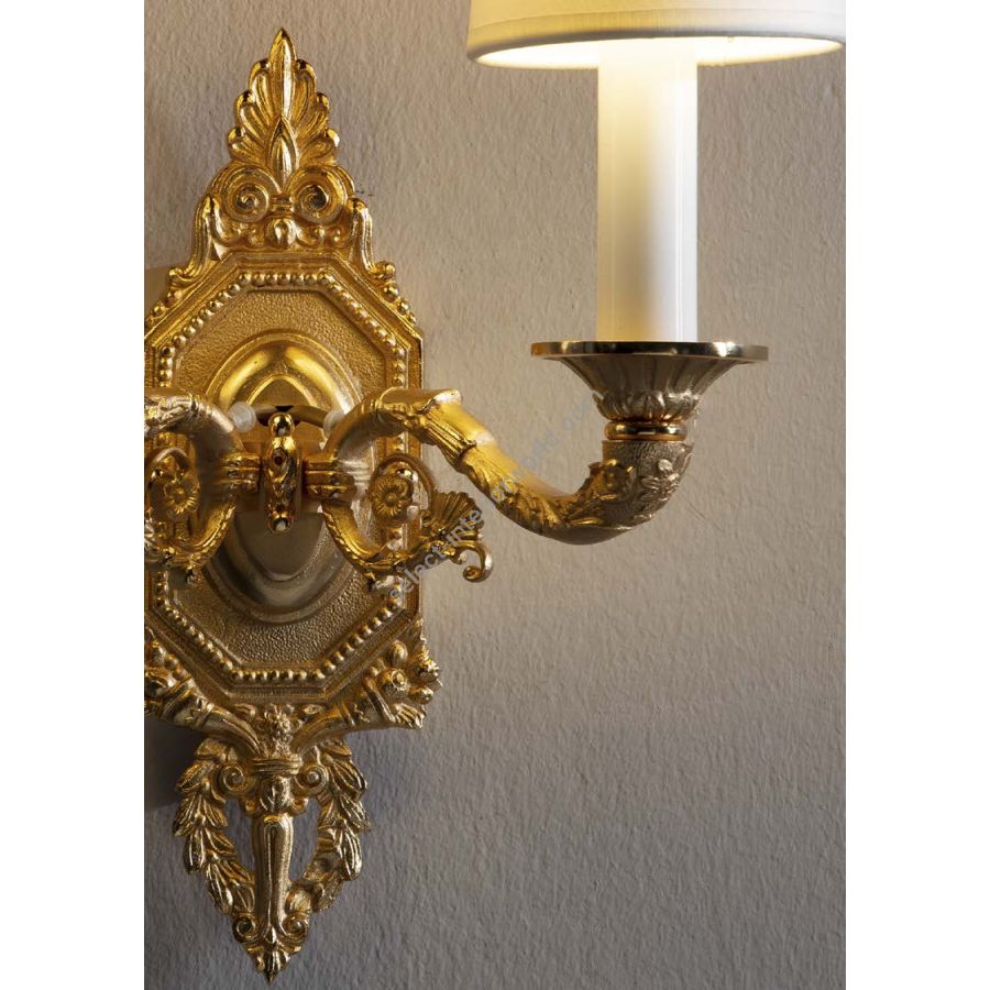 Available finishes: Antique Gold Plated (OA - 231)