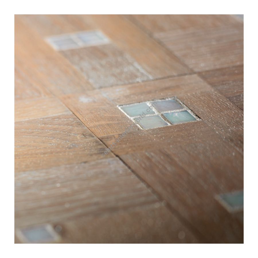 Wood Finish: Oak White; Mosaic Finish: White