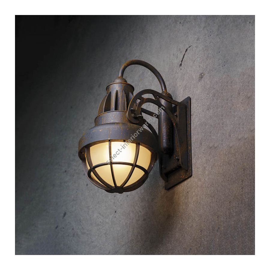 Outdoor wall lamp / Steampunk finish / Clear frosted glass